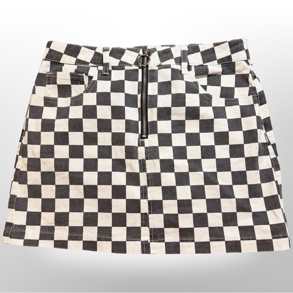 🖤🤍 Urban Outfitters Checkered Mini Skirt | O-Ring Zip | Size 5/27 - Picture 4 of 11